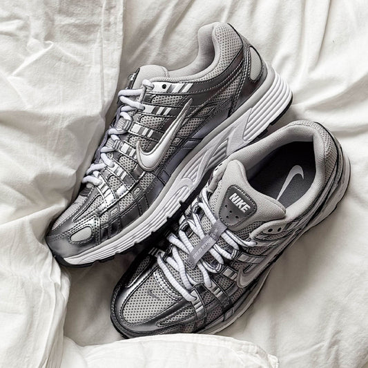 Nike Womans P-6000 Grey Fog / White / Metallic Cool Grey / Cool Grey - Maat 38