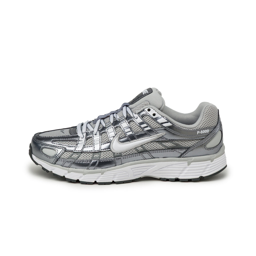Nike Womans P-6000 Grey Fog / White / Metallic Cool Grey / Cool Grey - Maat 38